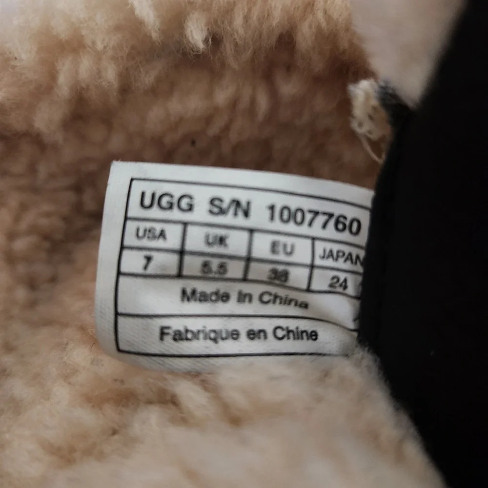 UGG australia akadia